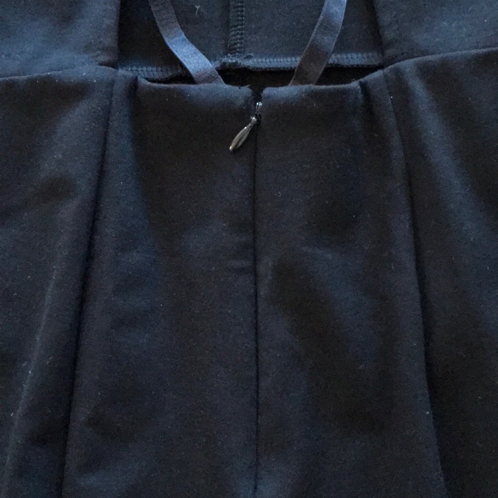 NWT Stunning Strappy Jumpsuit Size M - Picture 6 of 8